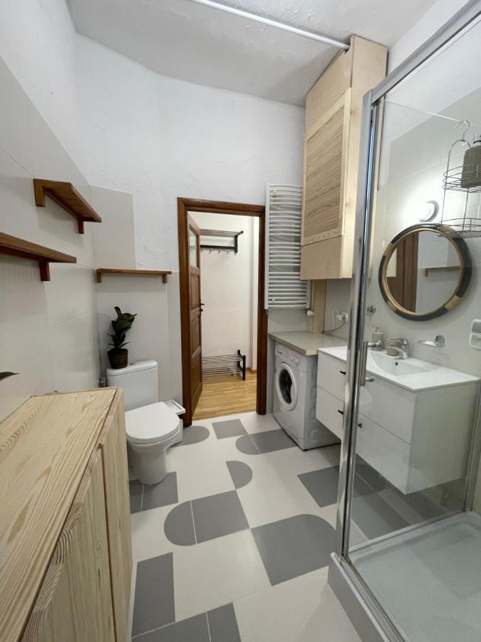 Apartment Bakcyl Atelier Art Workshops & Vintage Spot In Center - 4 Zoppot